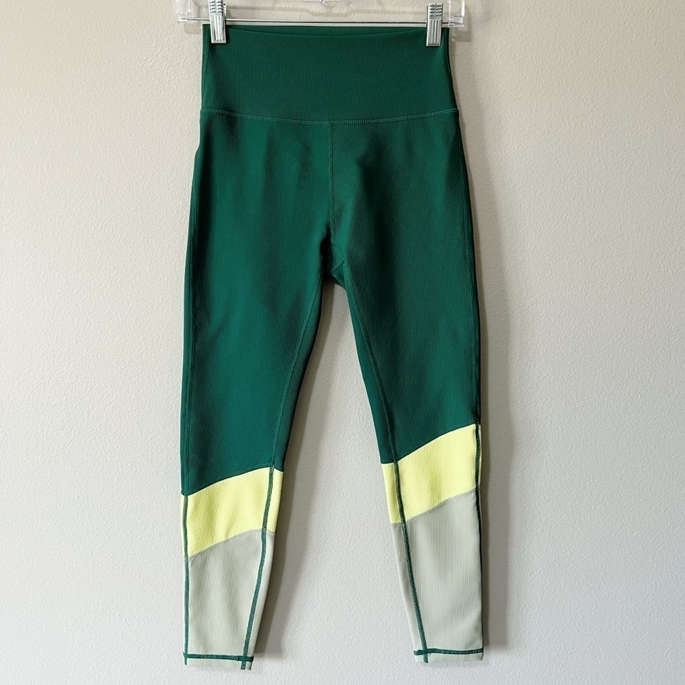 WILO The Label Green Colorblock 7/8 Athletic Leggings Ribbed Size Medium NEW